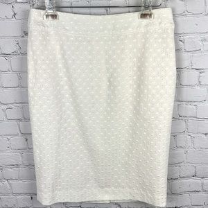 Ann Taylor Cream Textured Cotton Pencil Skirt. Size 6, NWOT